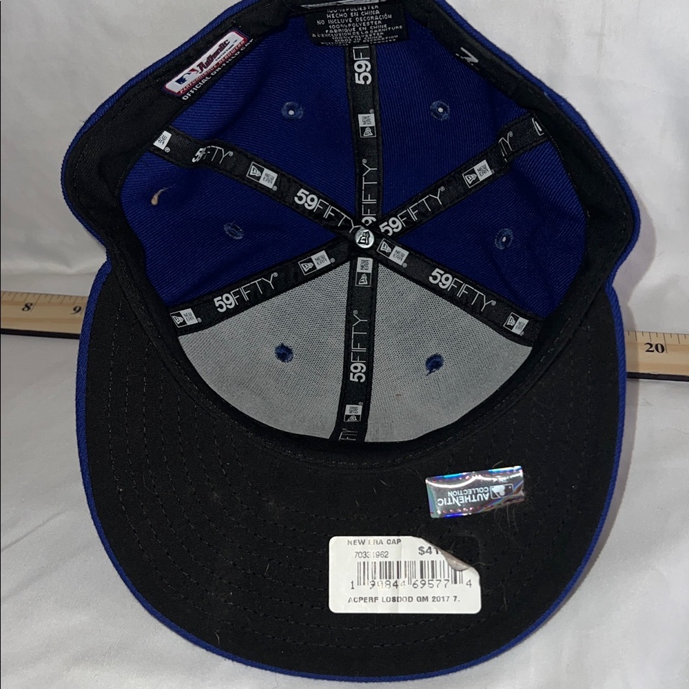 New Era Blue Cap with White Dodgers Baseball Emblem - Picture 9 of 10